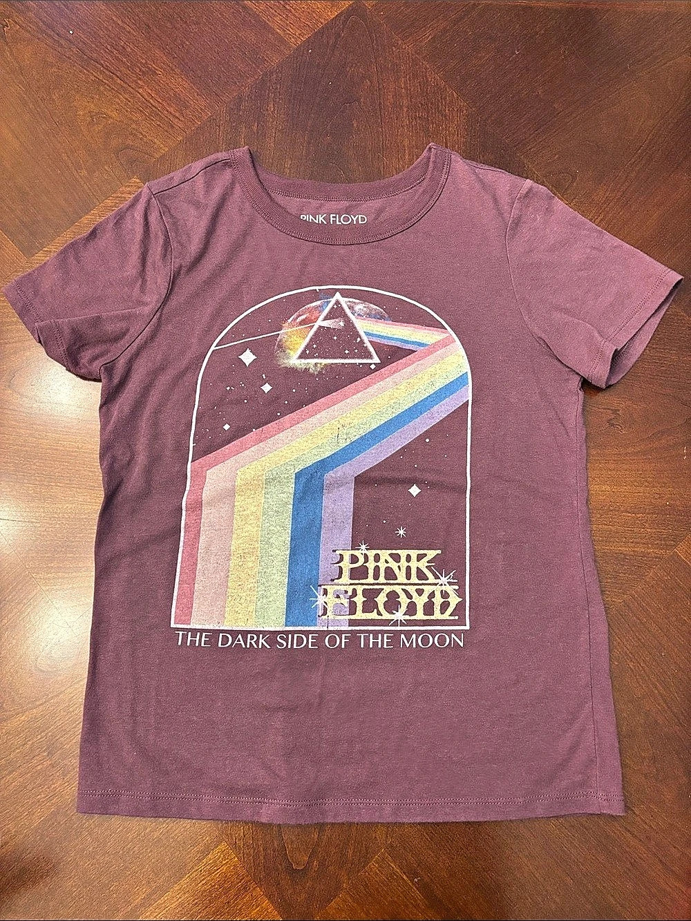 Pink Floyd Dark Side of the Moon Arch Rainbow Graphic T-Shirt Graphic Tee Purple